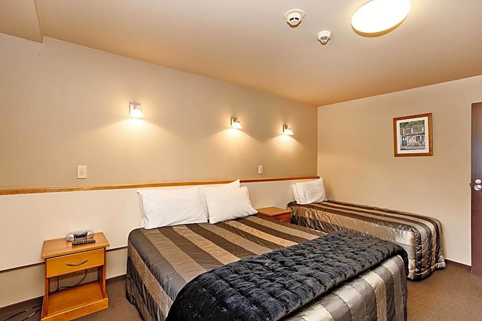 Balmoral Lodge Motel