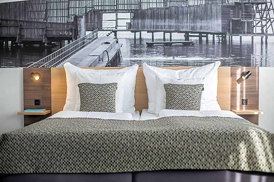 Best Western Plus Airport Hotel