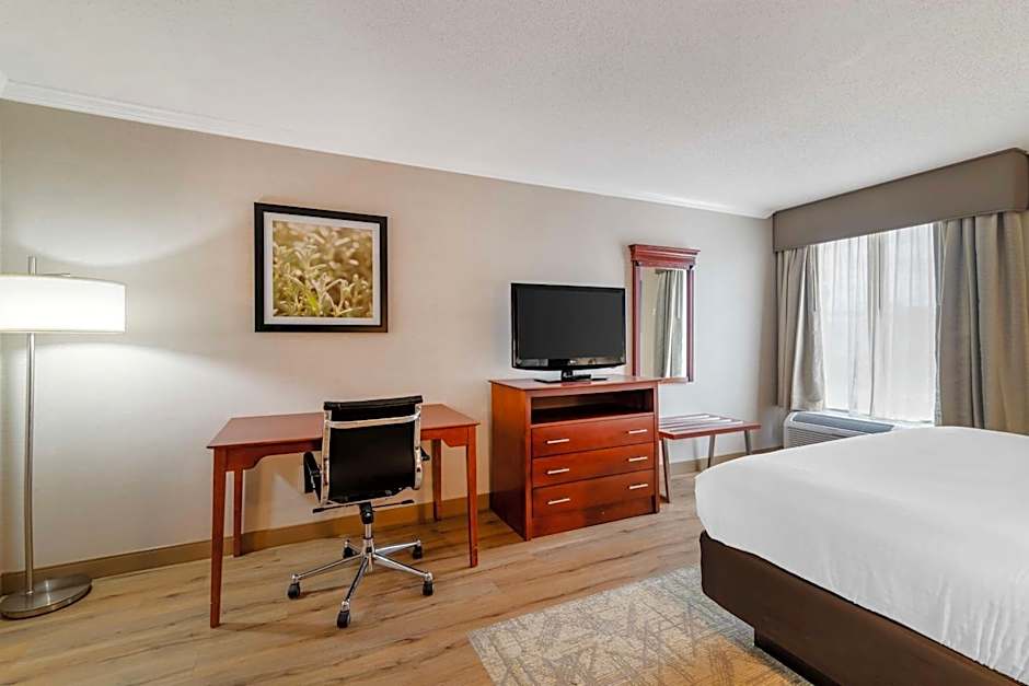 Syracuse Grand