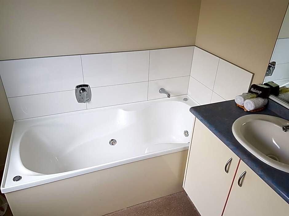 Portmans Motor Lodge