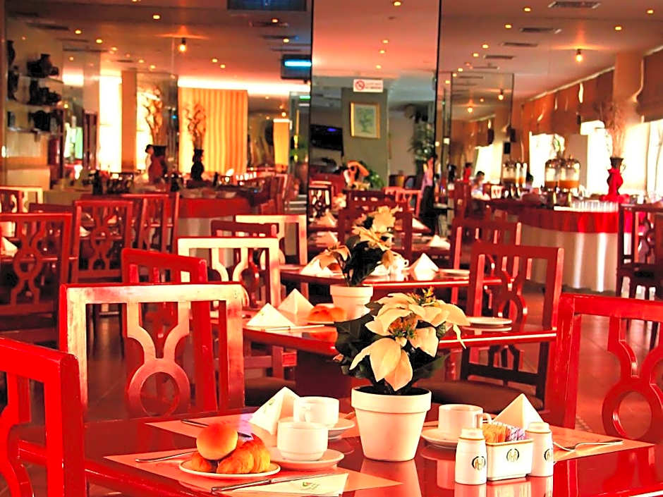 Nova Park Hotel