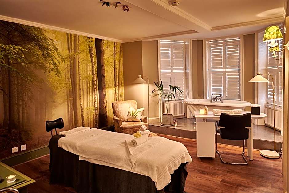 Burnham Beeches Hotel