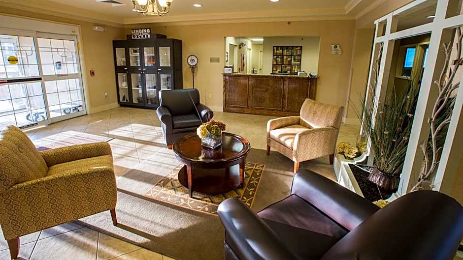 Candlewood Suites Springfield By IHG
