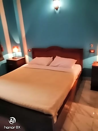 Studio Apartment (1-2 Adults)