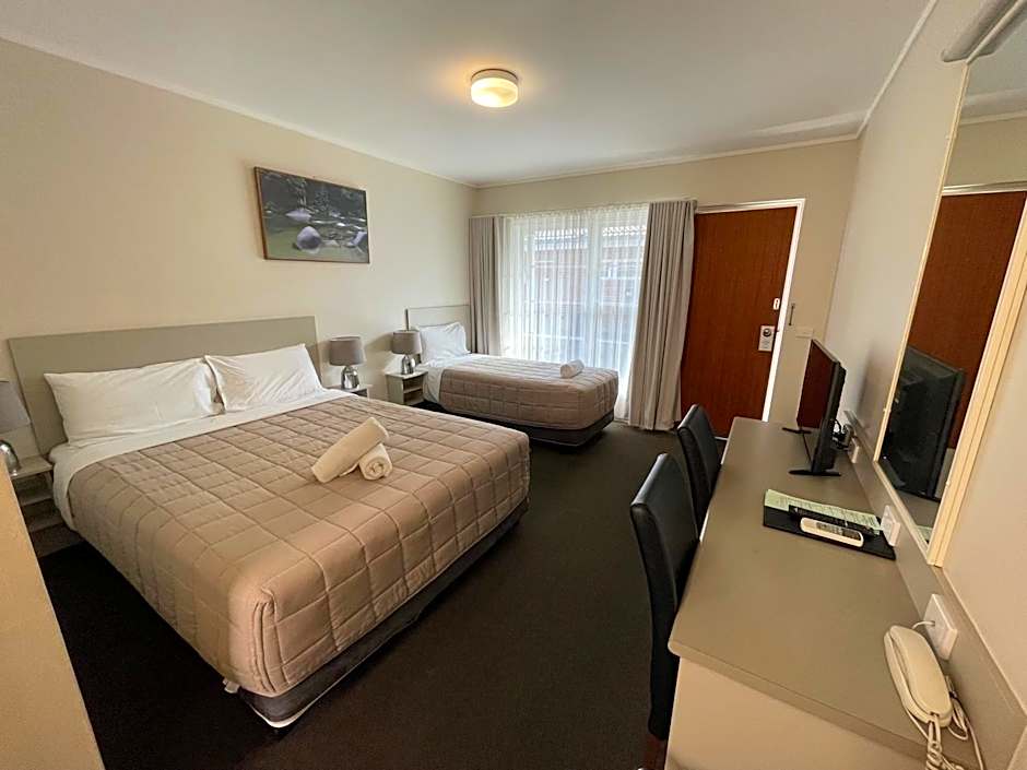 George Bass Motor Inn