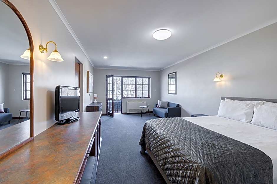Photo 1 of 7 of Deluxe Spa, Balcony