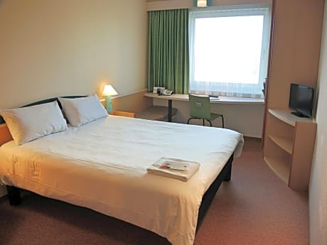 Standard Double Room - Non-refundable