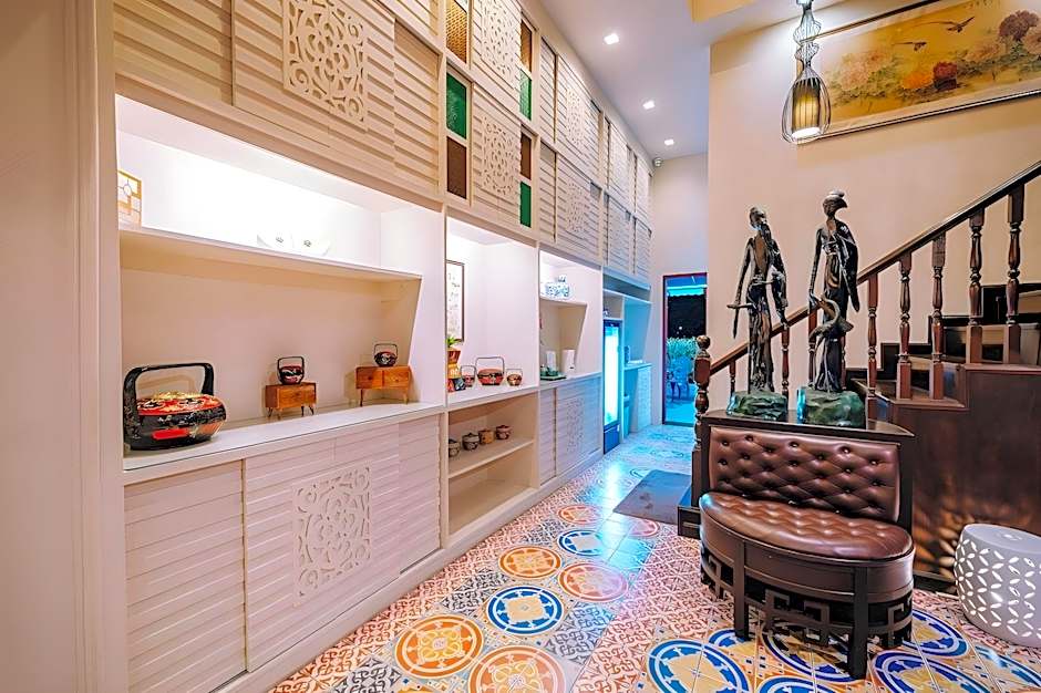 O'nya Phuket Hotel