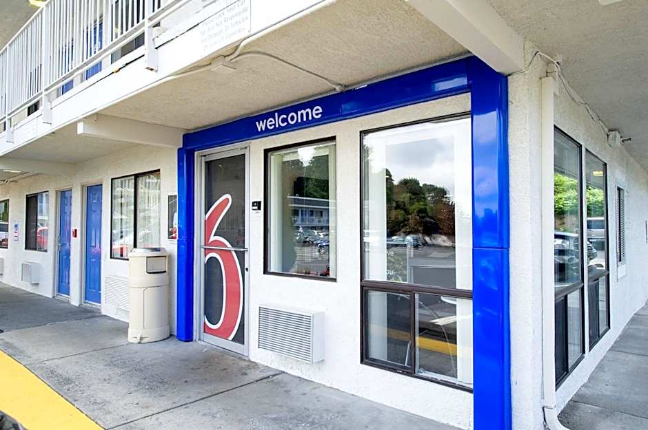 Motel 6-Seattle, WA - Airport