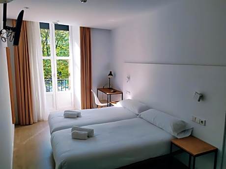 Twin Room with Balcony