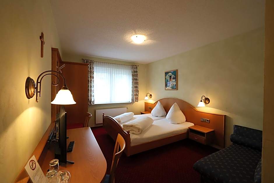 Hotel-Gasthof Hirschen