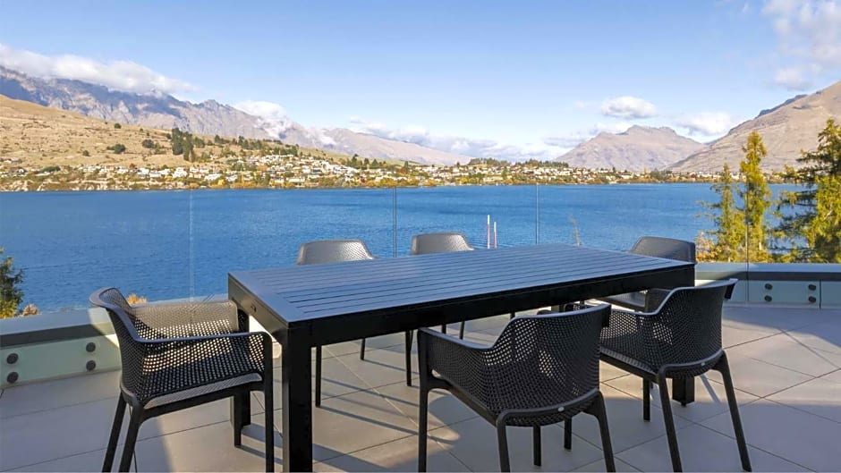 Oaks Queenstown Shores Resort