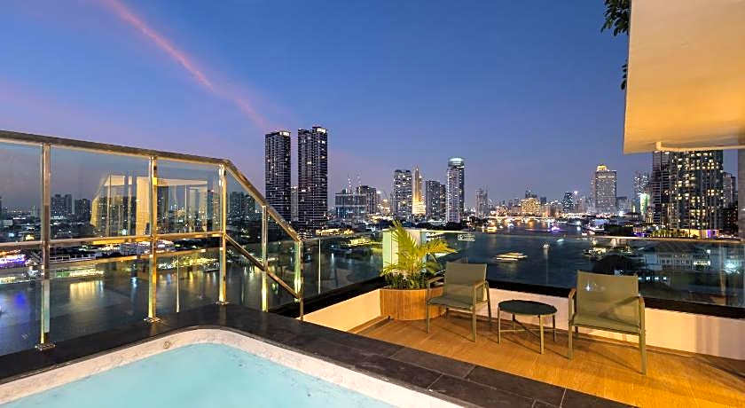 Ramada Plaza by Wyndham Bangkok Menam Riverside