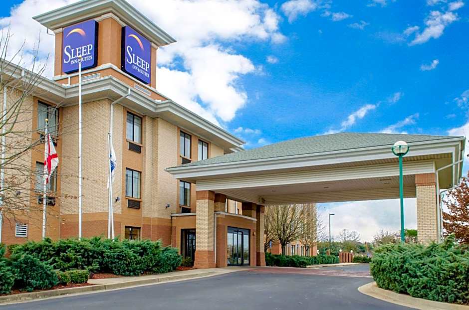 Sleep Inn & Suites East Chase