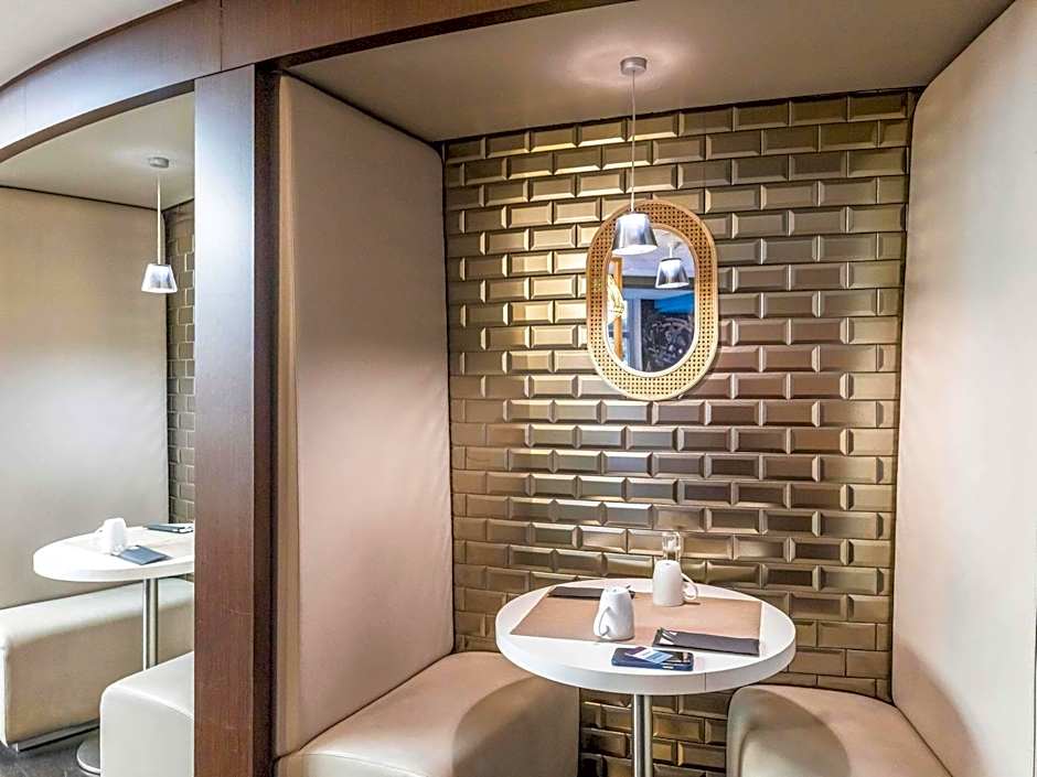 Mercure Paris Massy Gare TGV