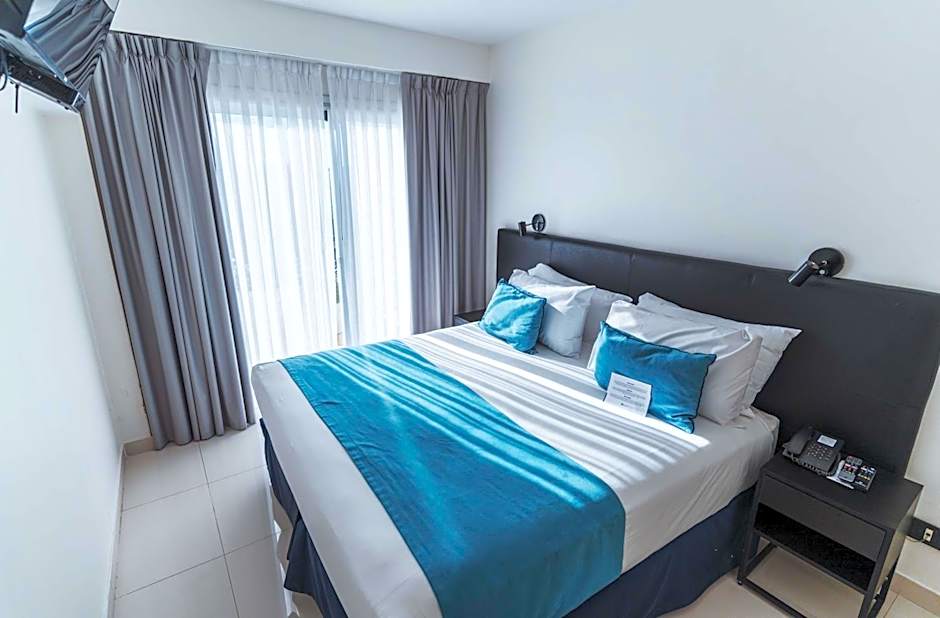 Cyan Recoleta Hotel
