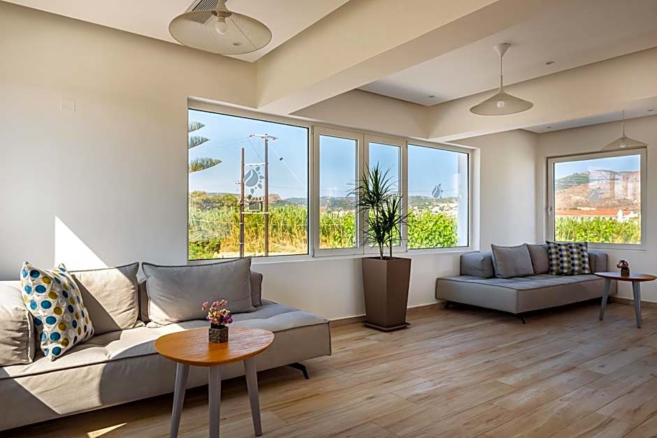 Solimar White Pearl - Adults Only