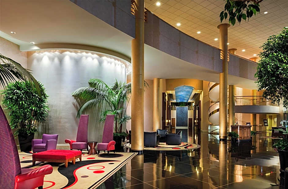 DoubleTree by Hilton Washington Dulles Airport