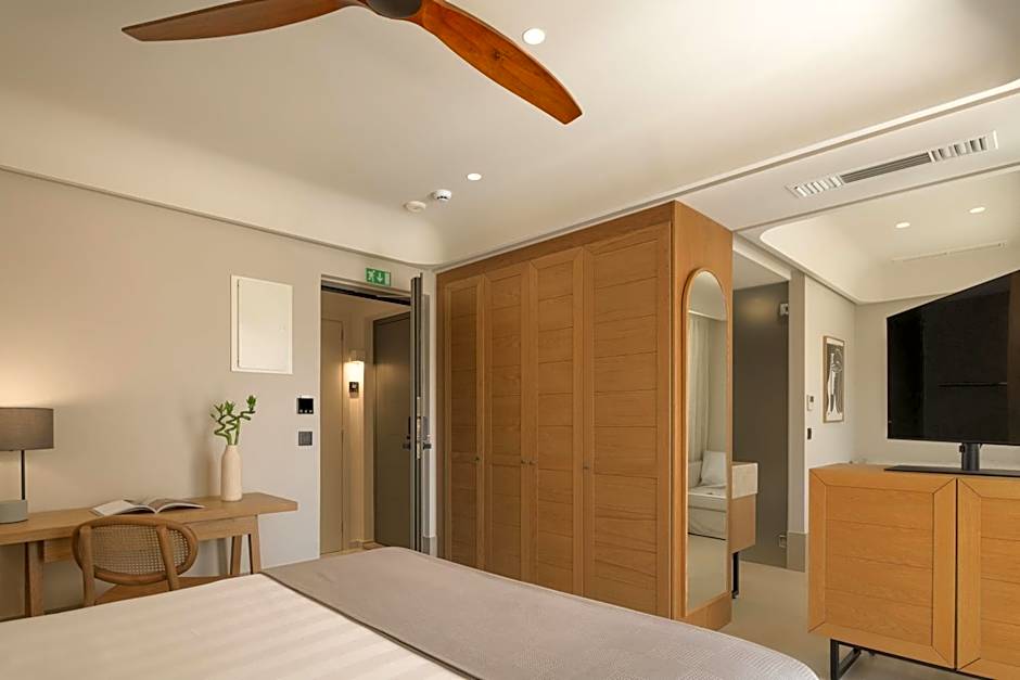 Paralos Venus Suites Adults Only