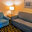 Quality Suites Lake Wright Norfolk Airport