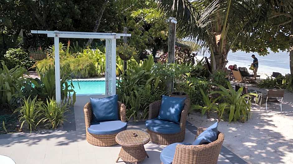 Le Repaire - Boutique Hotel & Restaurant