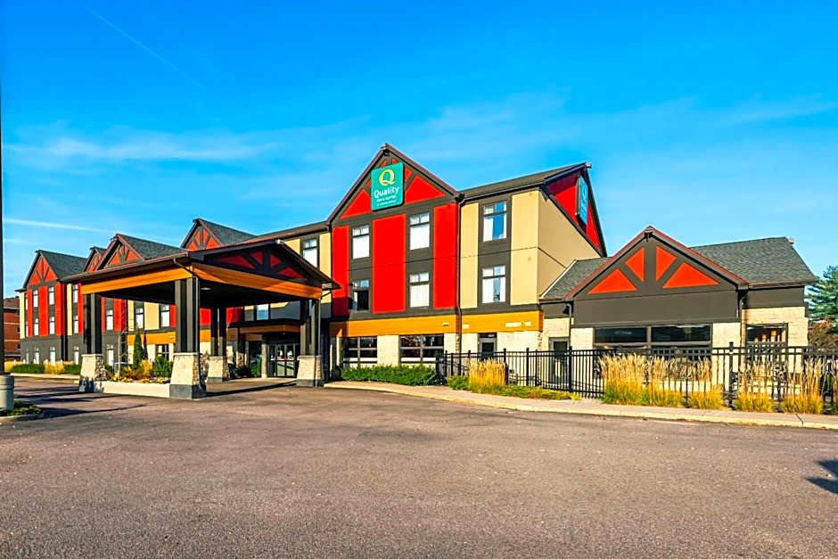 Quality Inn & Suites Petawawa