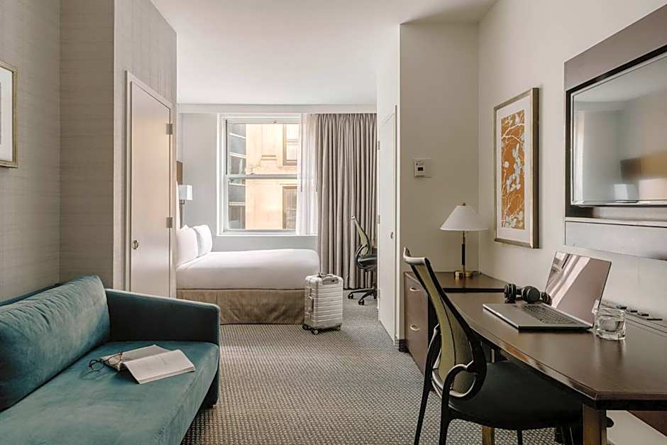 Club Quarters Hotel in Boston