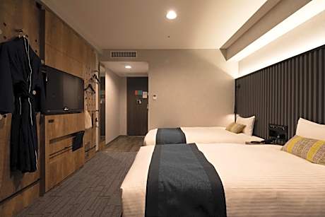 20sqm Deluxe Twin Room with Park View - Non-Smoking