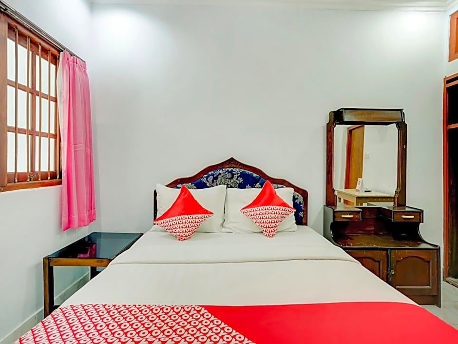 Hotel O Ratu