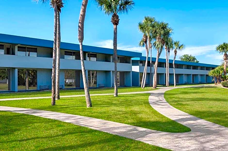 Baymont by Wyndham Intl Speedway/I-95/Daytona Beach