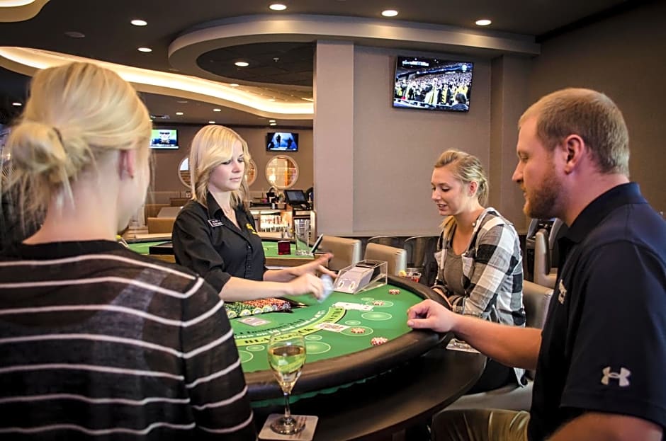 Holiday Inn Fargo, an IHG Hotel