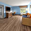La Quinta Inn & Suites by Wyndham Ruidoso Downs
