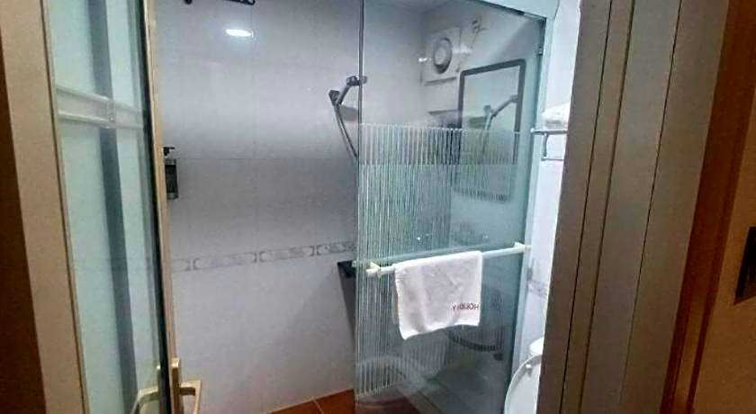 Holiday Hotel
