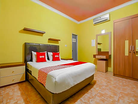 OYO 90216 Kost Sanny