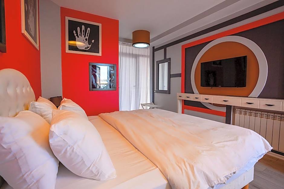 Piazza Boutique Hotel