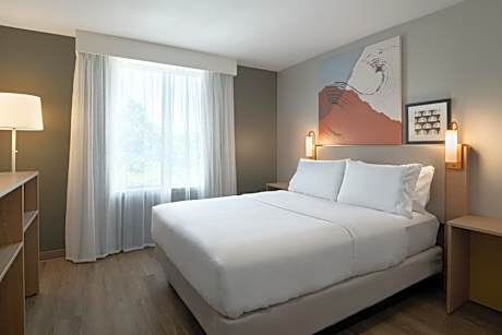 Queen Suite with Two Queen Beds