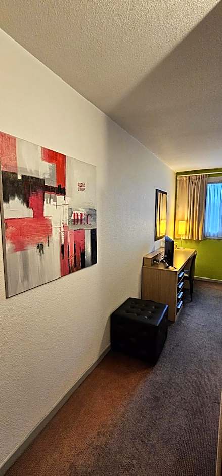 Hotel Lyon Sud, Pierre Benite, St Genis Laval