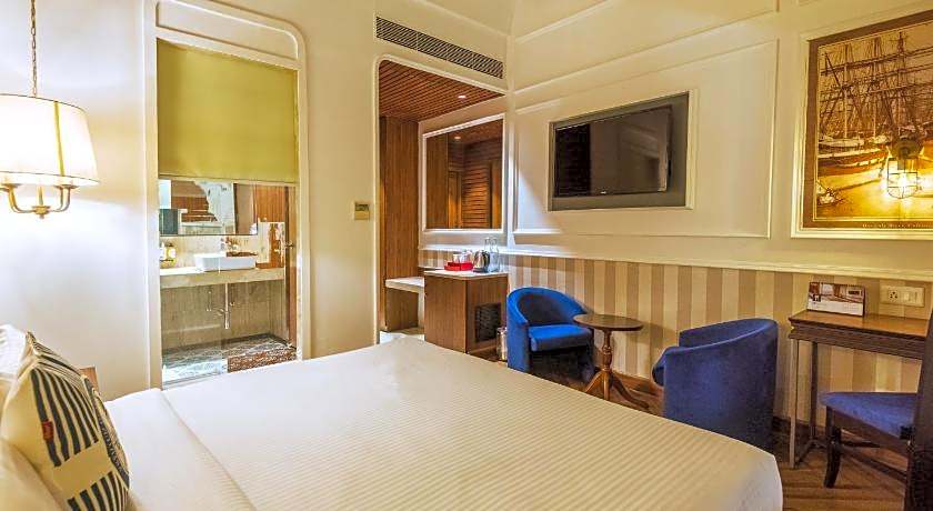 Polo Floatel Kolkata