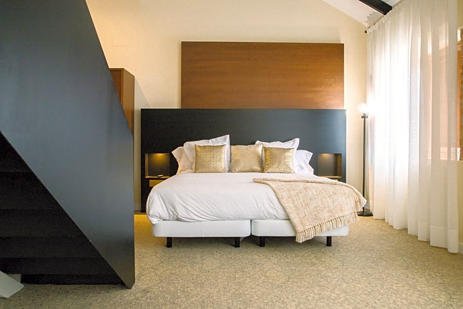 Apartamentos Naitly Málaga Teatro Romano