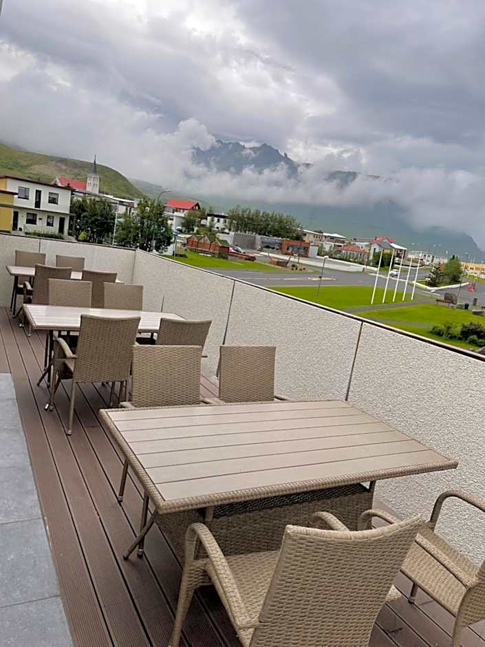 Helgrindur Guesthouse