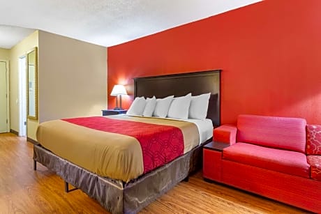1 King Bed, Smoking