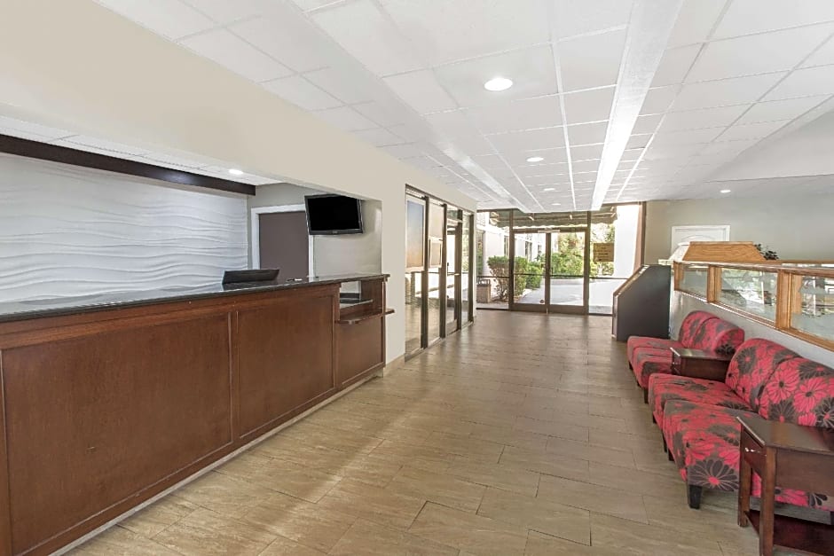 Days Inn by Wyndham Myrtle Beach
