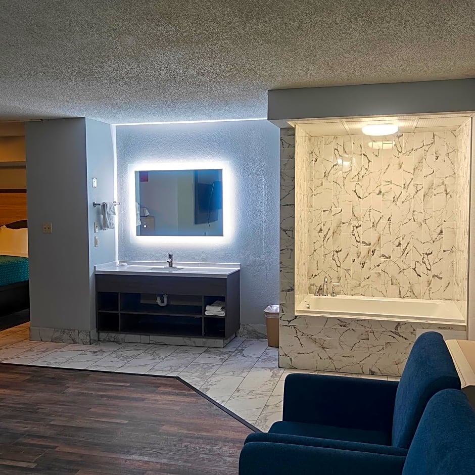 Mountain Vista Inn & Suites - Near the Island inPigeon Forge