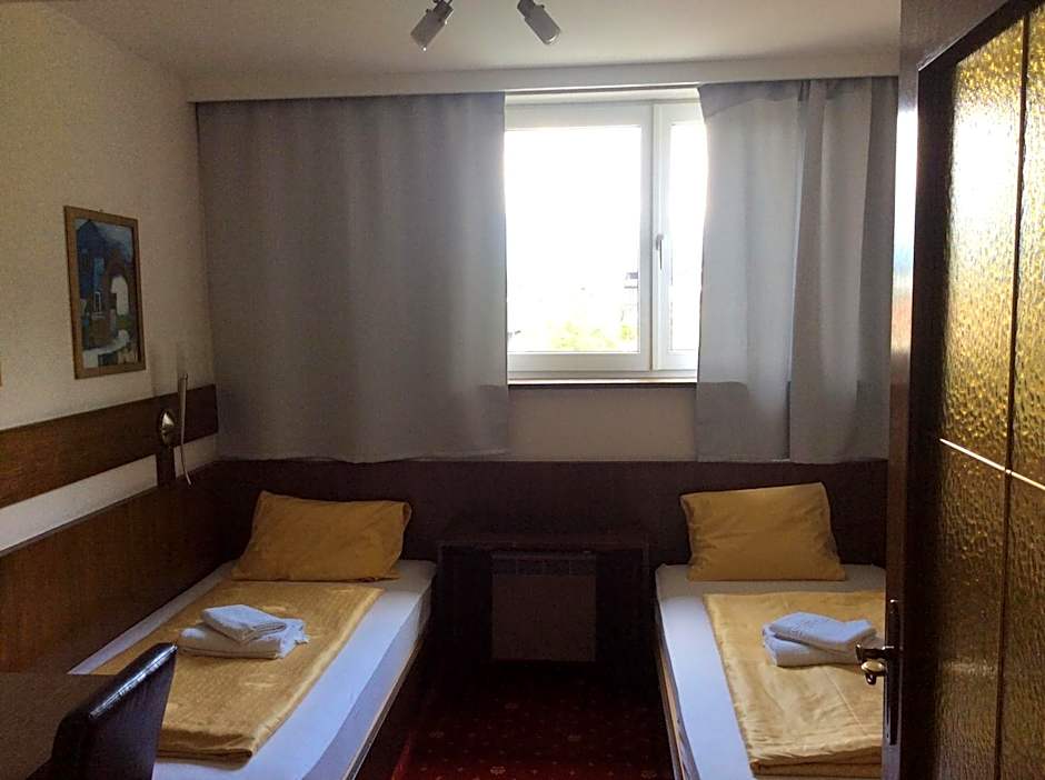 Villa Desiree - Hotel Garni - Adults Only