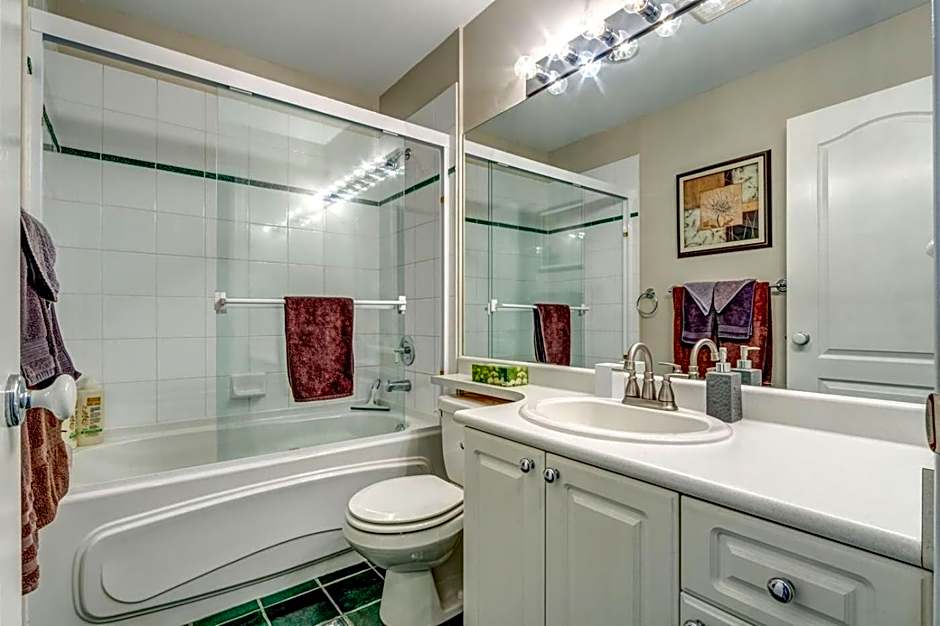 Town Plaza Suites by Golden Dreams