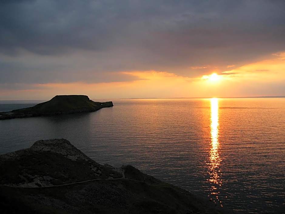 24 Gower Holiday Village