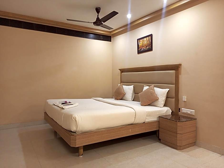 Bairav Grand Madurai