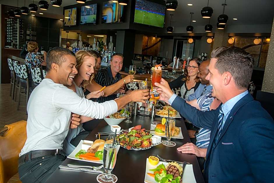 Hotel Clique Airport Calgary