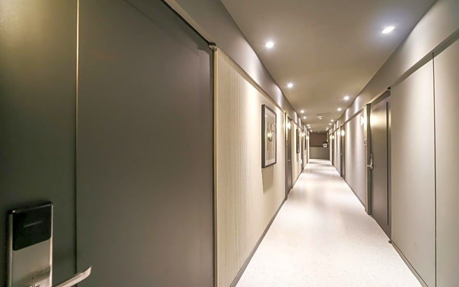 Changwon Brown dot Hotel Palyong