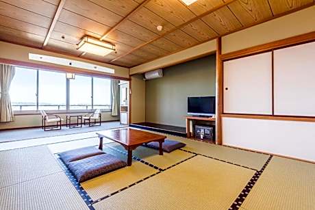 Standard Japanese-Style-Room 46 square yards - Shared Bathroom - Non-Smoking